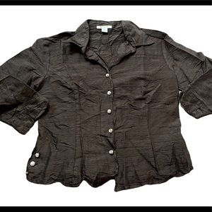 💥50% sale💥Too She She silk button down shirt size 4. E#389